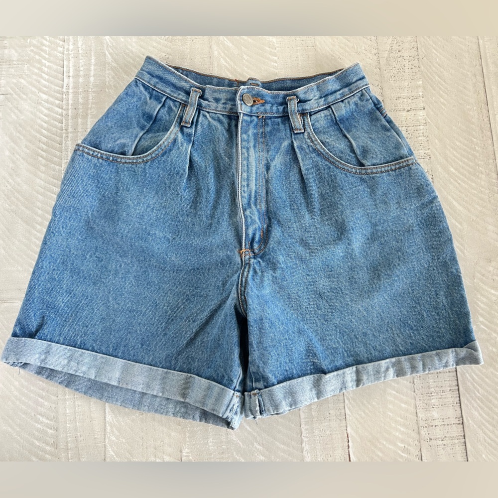 Vintage 80’s 90’s Gitano Pleated High Waisted Jean Shorts S